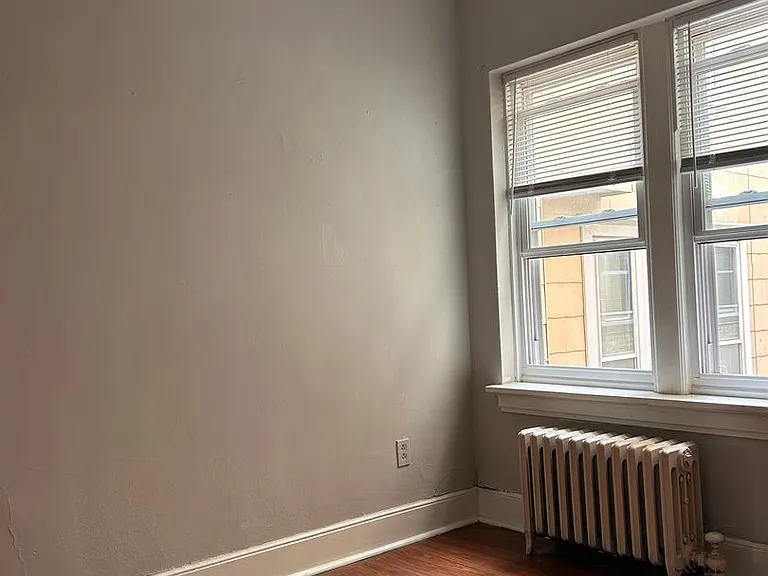 1521 N Franklin Pl — Photo 29