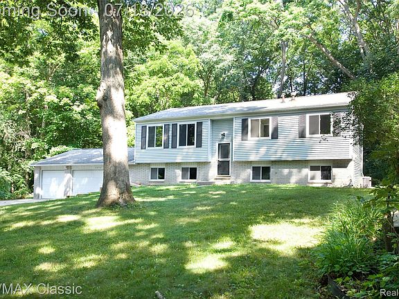 2nd image of 2656 Kathleen Dr