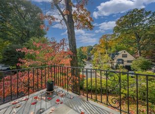 19 Overlook Rd, Hastings On Hudson, NY 10706