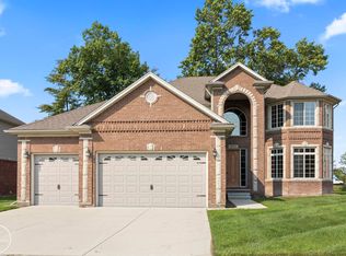 50541 Pinnacle Woods Ln, Macomb, MI