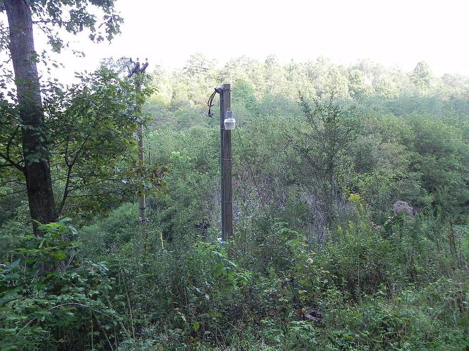 2nd image of 1600 Hickory Cove Rd