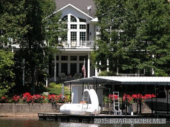 1st image of 424 Oak Dr