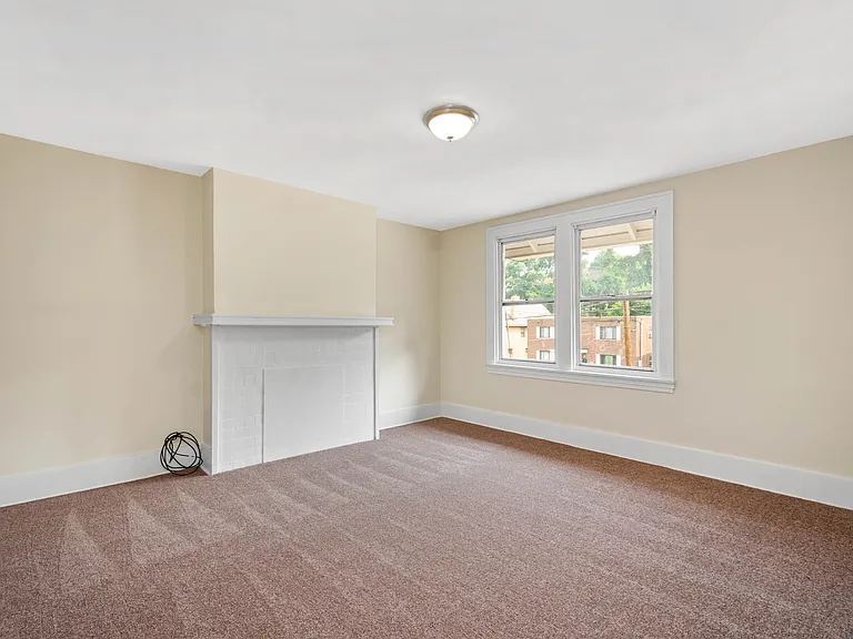 2228 S Braddock Ave — Photo 22