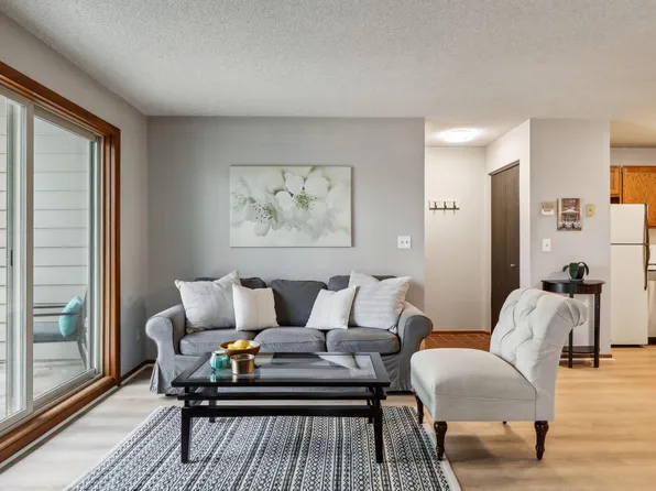2170 Ridge Dr APT 22, Saint Louis Park, MN 55416
