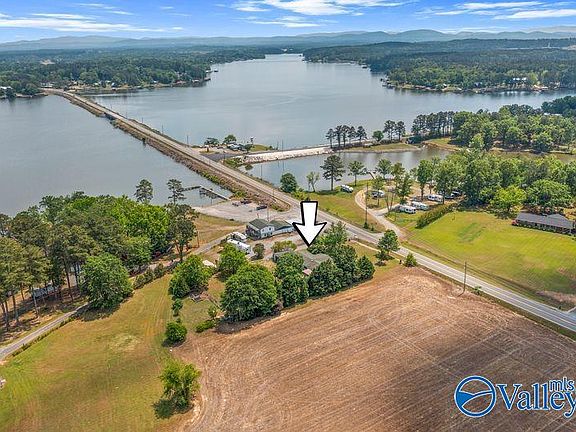 2nd image of 4615 County Road 22