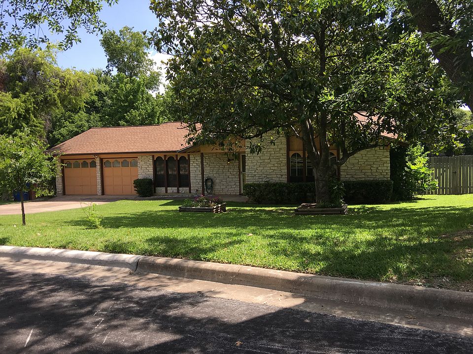 1st image of 10607 Walnut Bend Dr