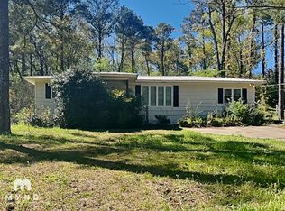 724 Park Ln, Fultondale, AL 35068