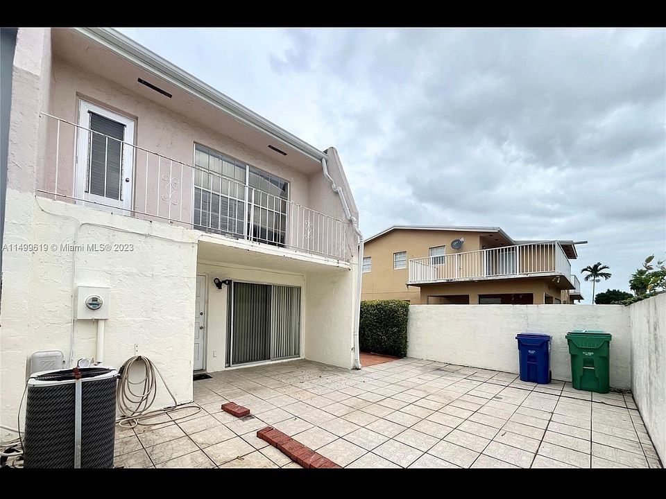 2nd image of 9590 SW 88th St