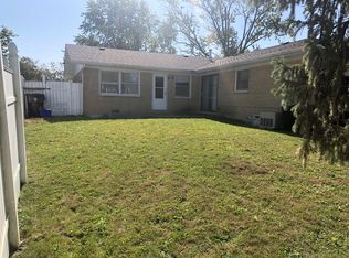 608 N Longwood Ct, Glenwood, IL 60425