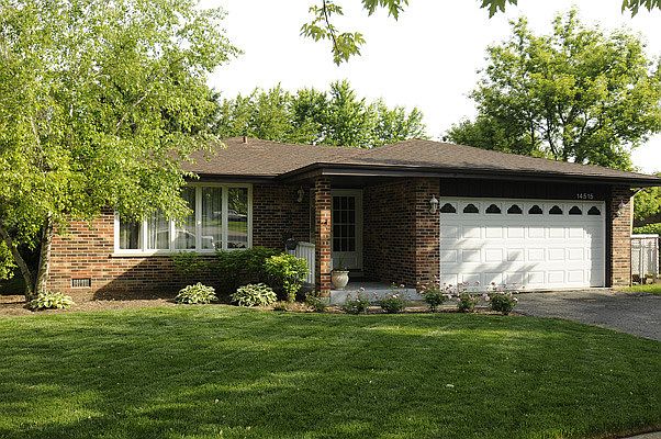 1st image of 14515 S Pinewood Dr