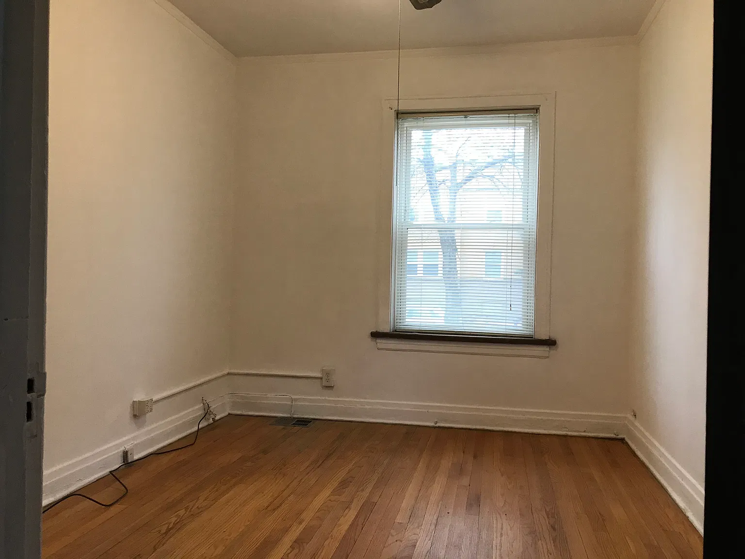Studio, 600 sqft, $975 — Photo 2