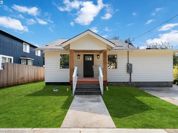 711 W 24th St, Vancouver, WA 98660