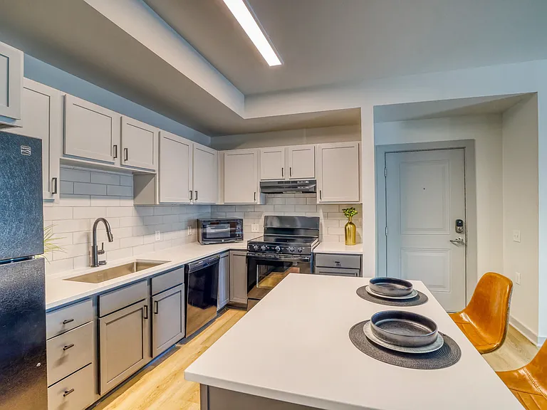 Arbour Commons — Photo 24