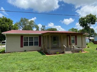 406 4th Ave N, Decherd, TN 37324