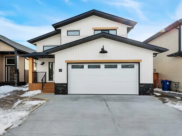 77 N Maclean Close, Blackfalds, AB T4M 0H4