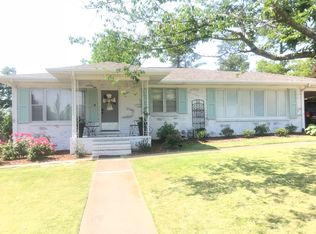 3453 Hillway Dr, Vestavia, AL 35243