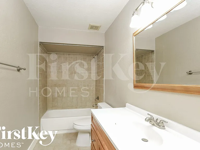 7366 W Jenan Dr — Photo 13