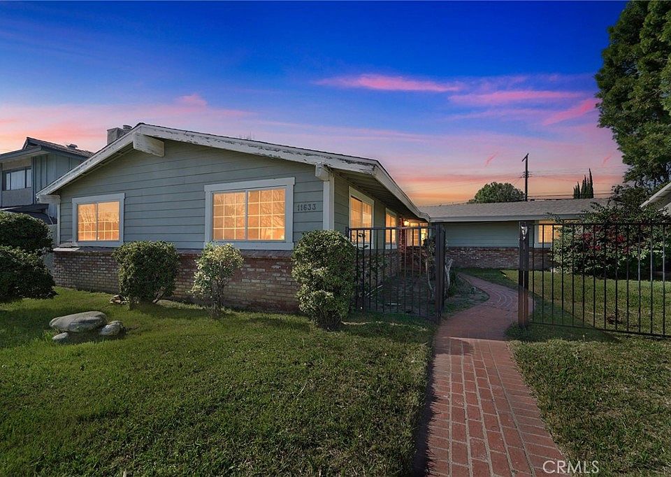 1st image of 11633 Balboa Blvd
