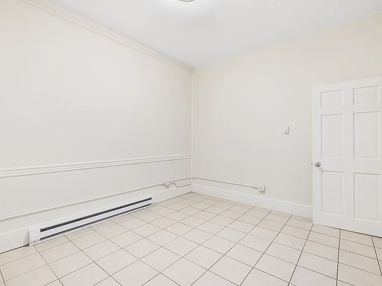 54 Sutton St #3 — Photo 12
