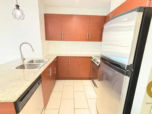 2nd image of 814 Royal Ave #1204