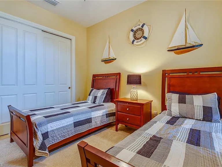 7771 Cottesmore Dr — Photo 29