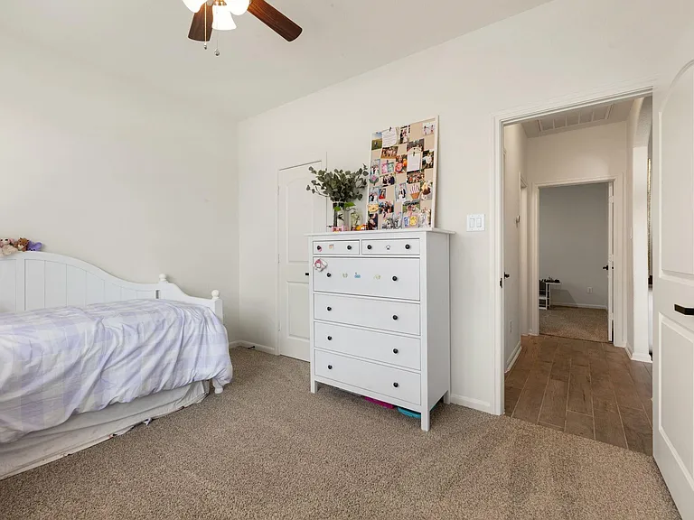 23806 Hartford Springs Trl — Photo 32