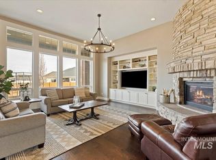2204 E Shady Glade Dr, Meridian, ID 83642