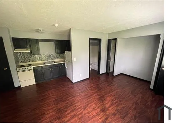 2985 N Wilbraham Rd #G — Photo 1