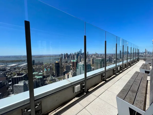 388 Bridge Street image 15 of 20