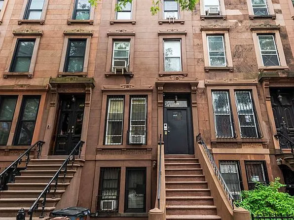 156 Willoughby Ave, Brooklyn, NY 11205