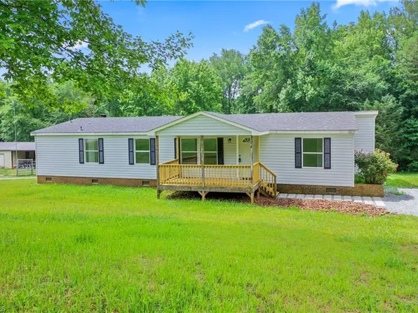 184 Canaan Dr, Linwood, NC 27299