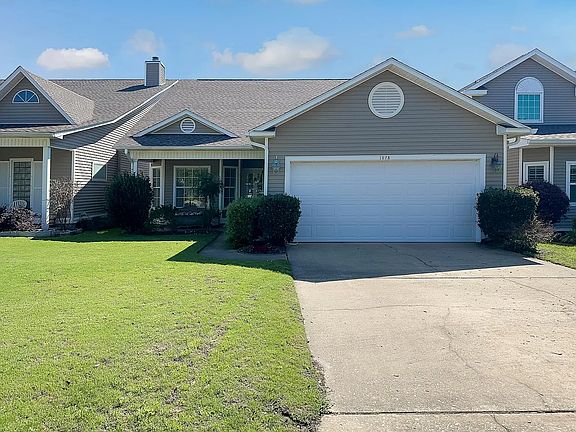 2nd image of 1078 Lionsgate Ln