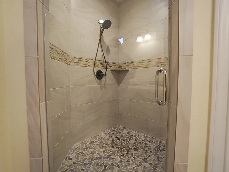 9706 SE Hillcrest Rd — Photo 36