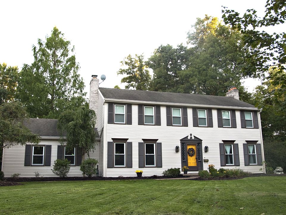1st image of 144 Parmelee Dr