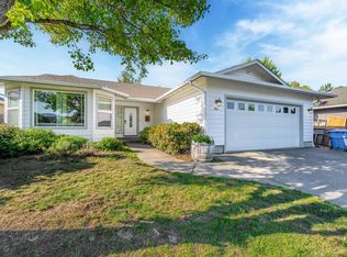 501 SE Liberty Dr, Grants Pass, OR 97527