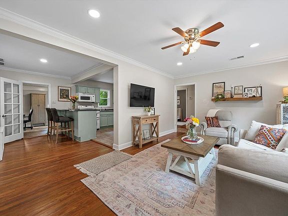 3rd image of 3175 Northwood Dr