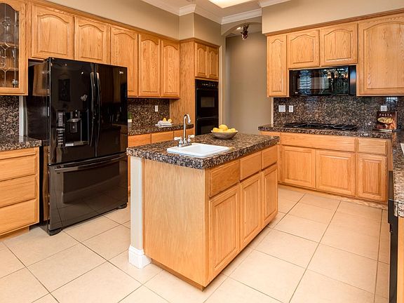 4th image of 4692 Kilmartin Ct