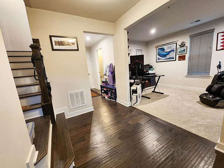719 Sky Bridge Dr — Photo 27
