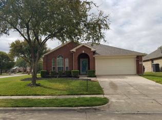 11601 Aspen Creek Dr, Fort Worth, TX 76244