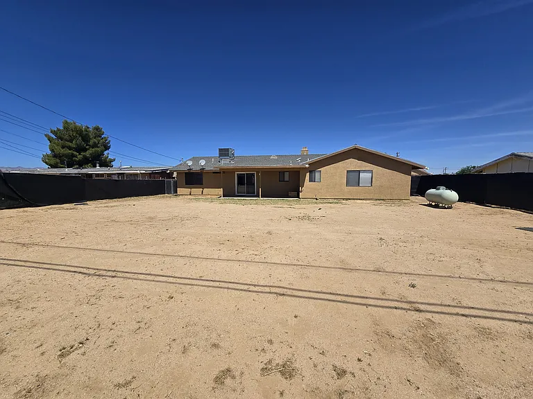 8472 Underwood Ave — Photo 15