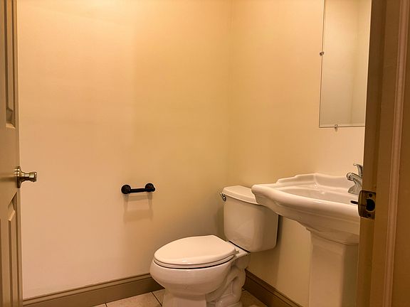 5th image of 11 South St APT 310