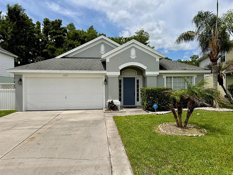 Falcon Point Dr — Photo 1