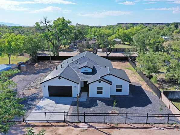 2200 Celeste Rd SW, Albuquerque, NM 87105