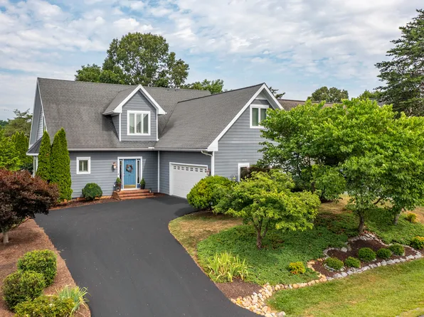 89 Woodridge Ln, Lexington, VA 24450