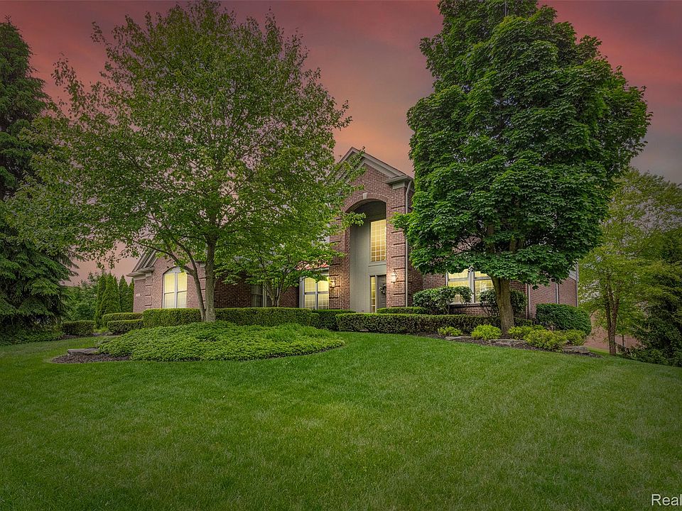 1st image of 17303 Black Pine Dr