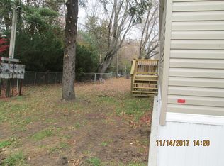 24 Kris Dr, Bloomington, IL 61704