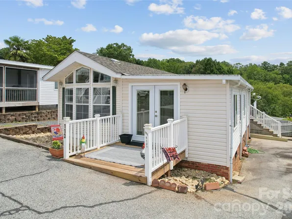 113 Dare Ln, New London, NC 28127