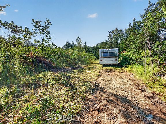 5th image of Opinicon Rd Lot 23