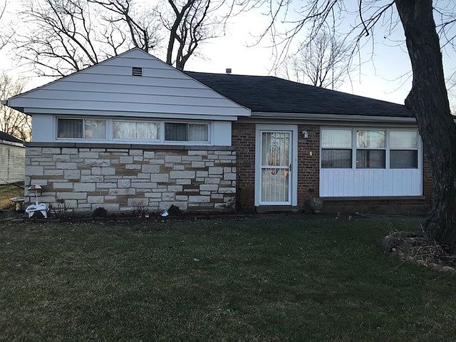 1st image of 218 S Orchard Dr