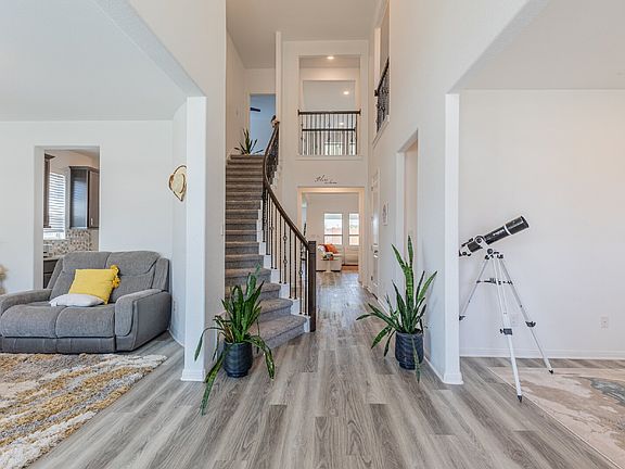 5th image of 2332 Giona Pl